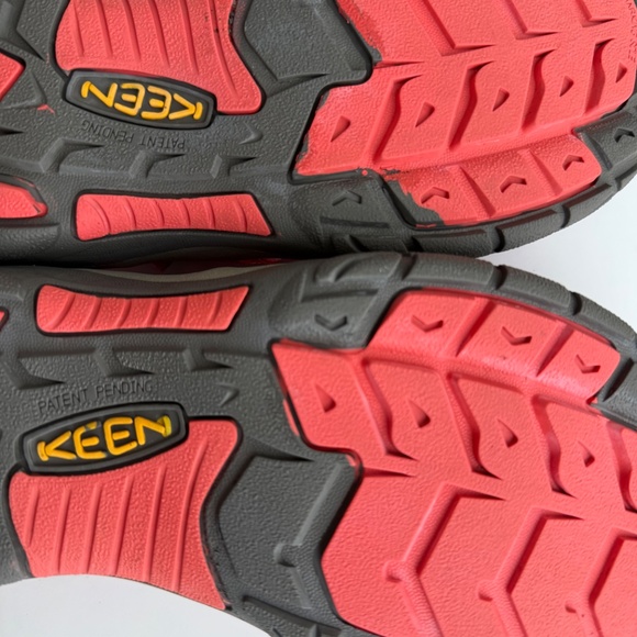 KEEN Newport H2 Sandals Women's Coral Size 5 Water Shoes Hiking Cinch Close - Picture 6 of 8
